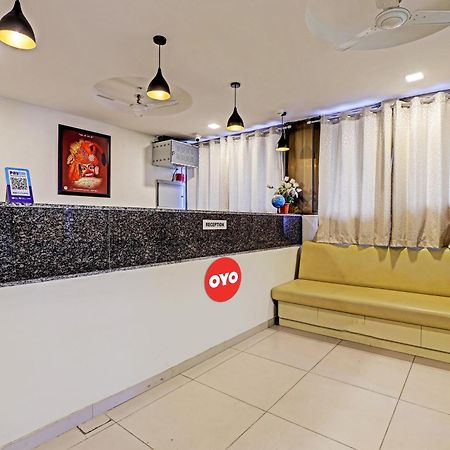 Hotel O Alexa Ahmedabad Bagian luar foto