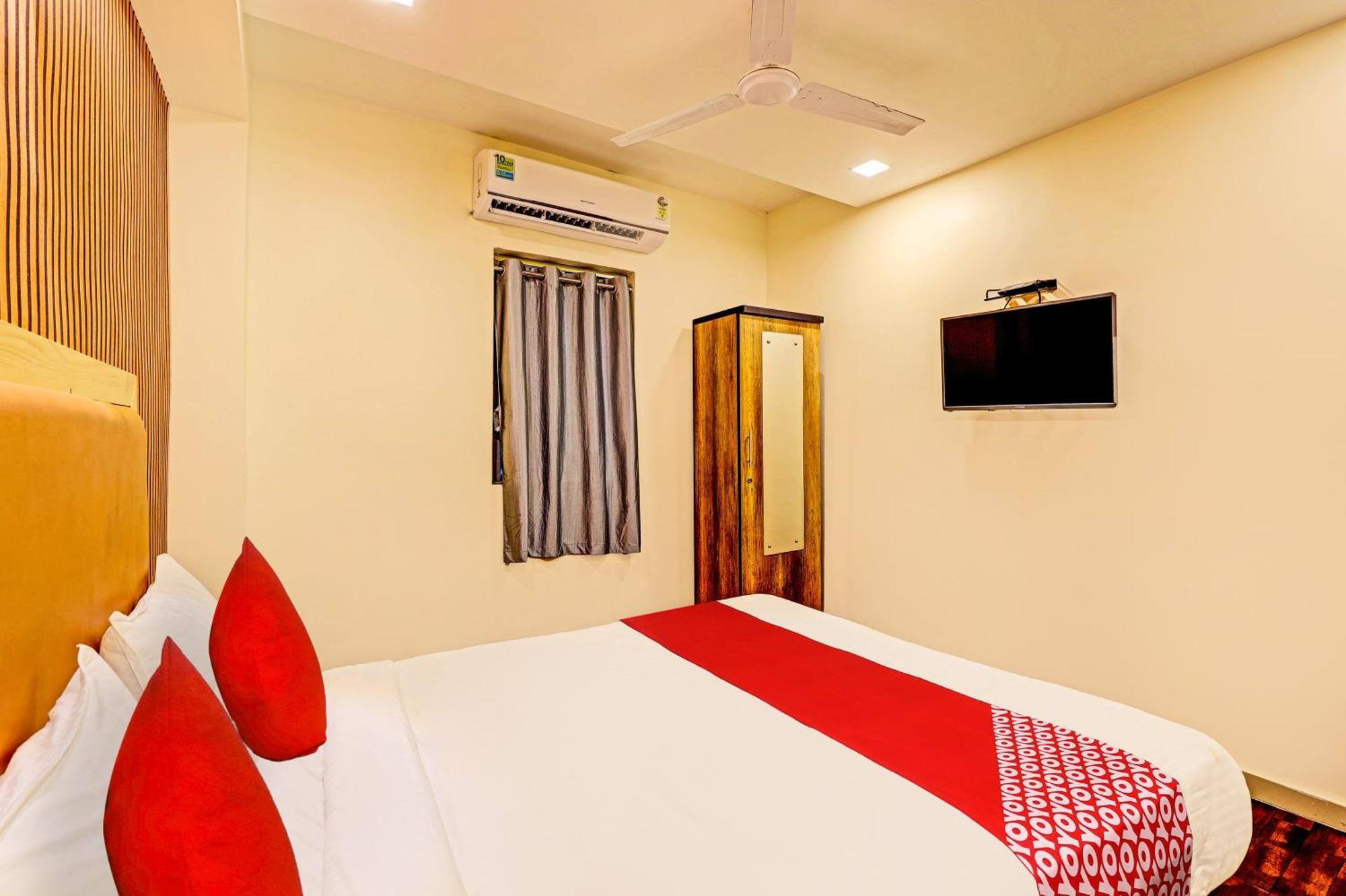 Hotel O Alexa Ahmedabad Bagian luar foto
